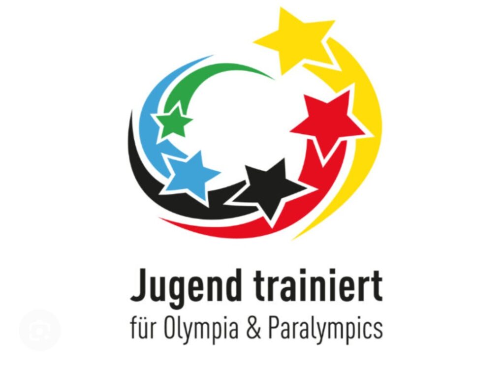 Trotz teilweise widriger Bedingungen qualifizierte sich unser Leichtathletik-Team der Mädchen im Altersbereich U14 für das anstehende Landesfinale. Wir gratulieren herzlich für die tollen Leistungen und wünschen für das Landesfinale viel Erfolg!